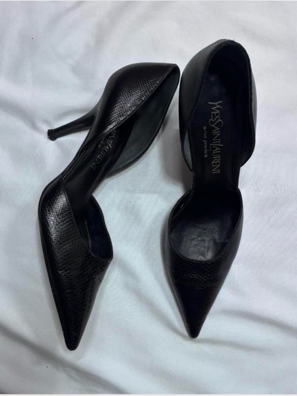 Yves Saint Laurent Black Pointed-Toe Leather Heels